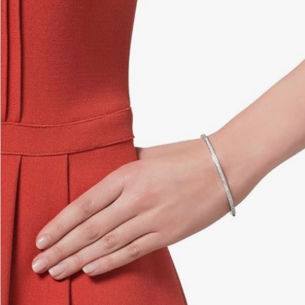 Jette Women’s Bangle Silver